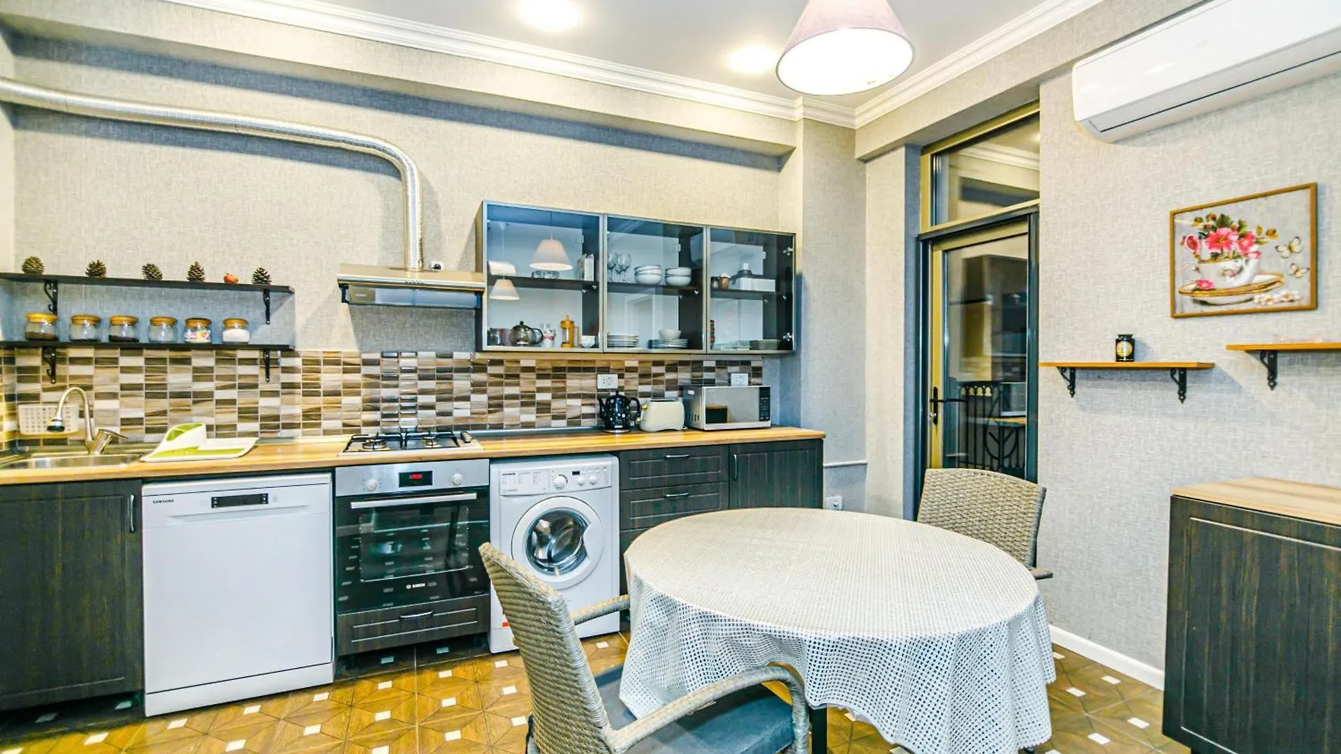 Bayil Apartment By Baku Housing