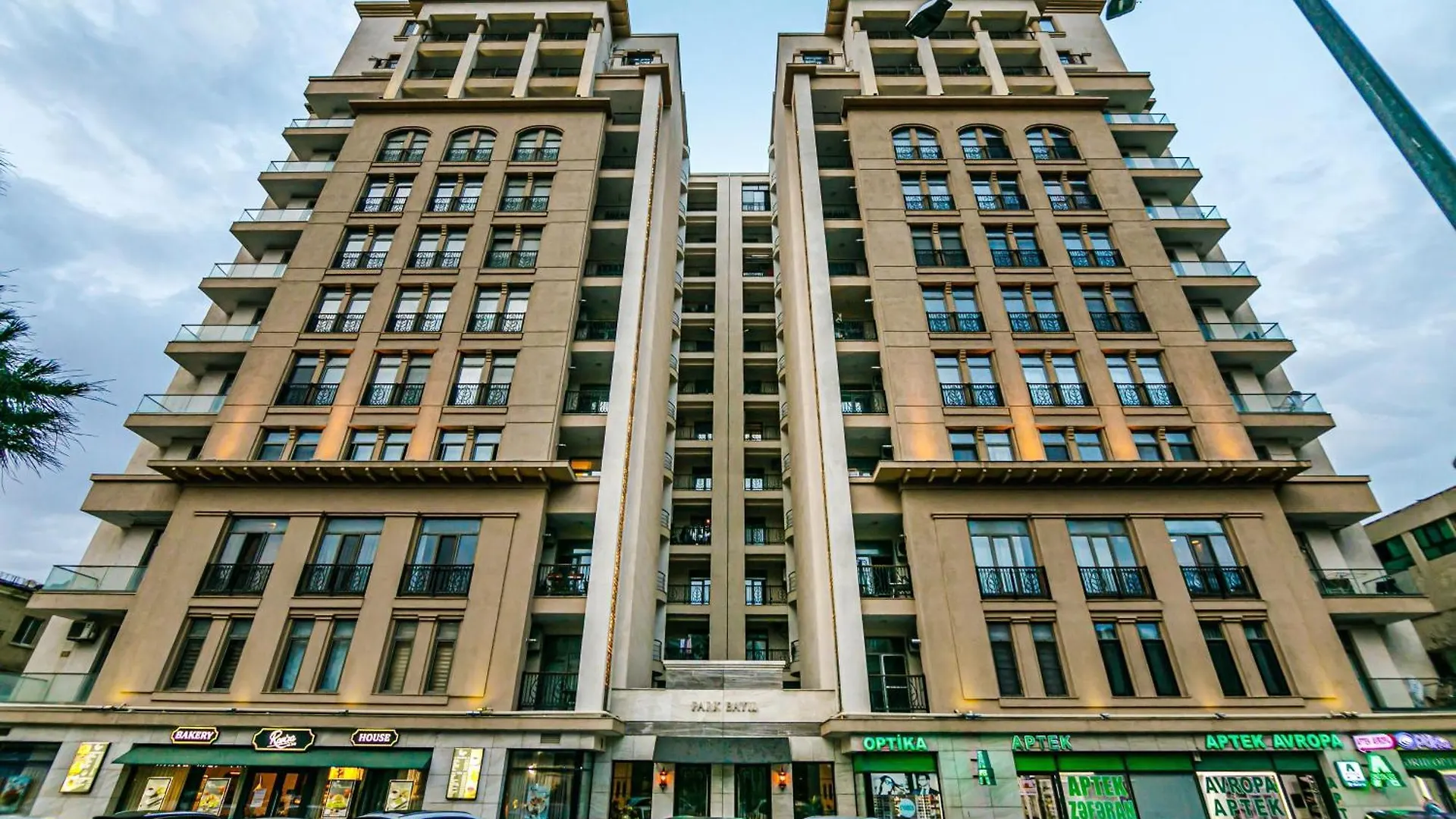 Bayil Apartment By Baku Housing Azerbaijan